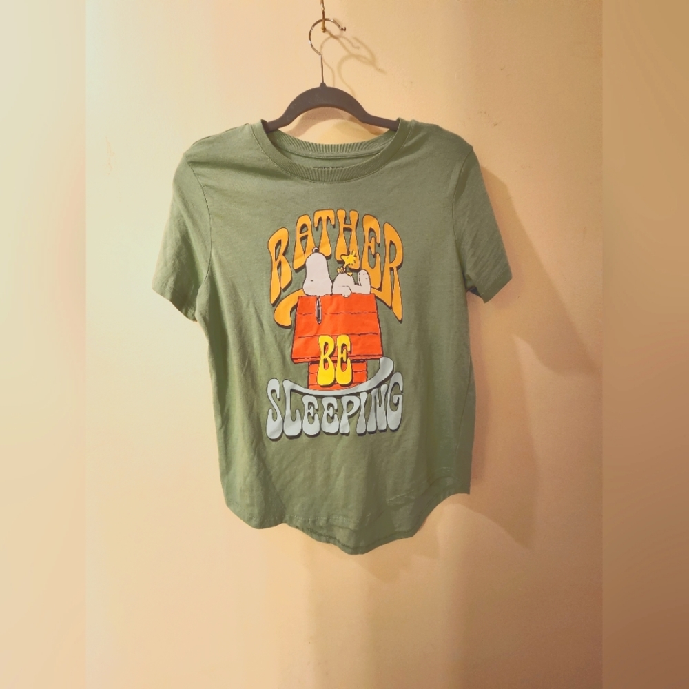 Novelty Snoopy TShirt Womens size large